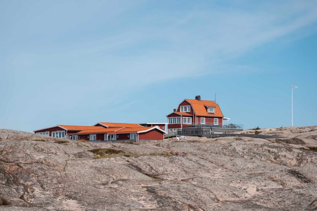 Hållö tillsammans med guide